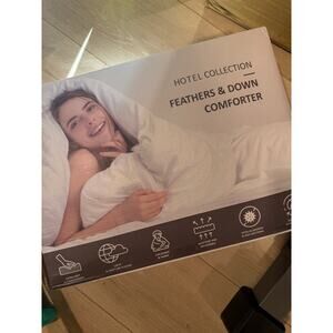 New Hotel Collection Feathers & Down Comforter White Full / Queen 98"x98"